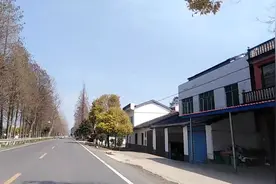 南县到华容县路上