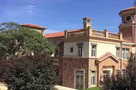 实拍，大连最美小区系列第一集——春田  • 玉春园视频封面