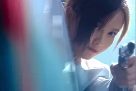 唐嫣和杜鹃的耍帅时刻，果然美丽的女人也会那么帅视频封面