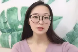 上海单身女青年听说创业板好赚钱，去开通创业板炒股，方法太简单视频封面