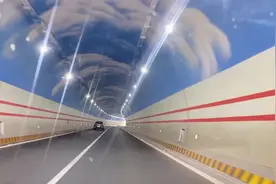 呼和浩特呼武公路开通啦？实地走一圈耗时半小时，体验不错真方便视频封面