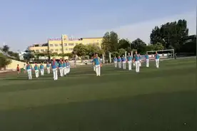 《阳光体育之歌》确山靖宇故里柔力球队庆“六一”，激情展示！