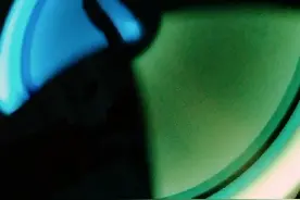 我是一个快手主播，快手名是：弑神灬陌殇