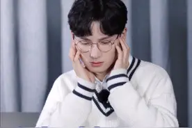 素颜霜不用卸妆？？多老的套路了，柜姐们别再乱说了！视频封面