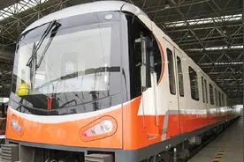 令上班族闻风丧胆的广州地铁3号线，却是世界之最视频封面