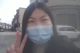 今天带大家看一下我们家乡的扶贫房，大家觉得怎么样？对比一下视频封面