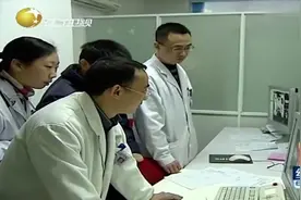 可怜！双胞胎刚出生就“粘黏”在一起，两人还只能共用一个心脏视频封面