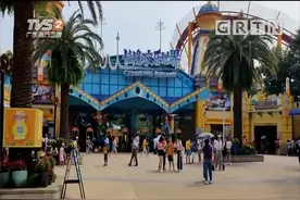 长隆景区进门要开包检查，可允许携带少量食物