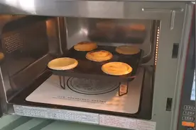 微波炉也可以做蛋挞，简单美味，切记一定要用光波组合键！视频封面