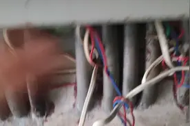 电表下空开过几个小时跳闸,户内都不跳，电工上门花半天终于解决