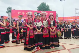 都说广西的彩礼钱非常低，看看在祝著节上
瑶族姑娘怎么说的