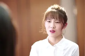 贫困生穿名牌上台发言领助学金，被会长一直怼，发起反攻视频封面