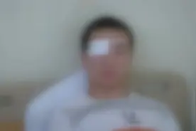 手帕不离身！15岁男子汉每天“哭个不停”，医生一查问题很大视频封面
