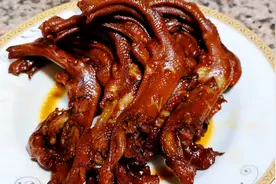 卤鸭掌家常做法详解，做法超简单，休闲零食下酒超级安逸