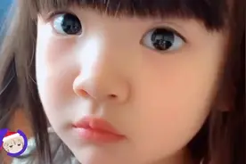 等一下小姑娘，你这衣服里鼓鼓囊囊的，是不是私藏了什么货物？