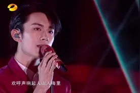 千玺《冷静和热情之间》千玺太帅了视频封面