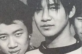 他被调侃为口水歌大王，殊不知20年前，他竟是朋克灵气炸裂的鬼才