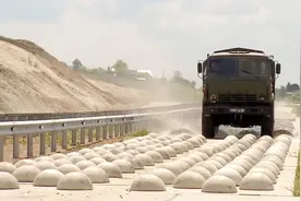 军用车和民用车的差别，走完这段路就能看出来，网友：太厉害了