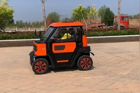 迷你两座宝妈接送孩子上下班首选电动车速度50码跑100公里