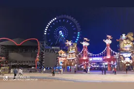 重庆文旅城融创小镇9月26日盛大开业。有看头哟视频封面