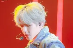 EXO就是九个人！EXO五巡演唱会上他们最牵挂的仍然是成员和爱丽