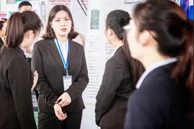 面试时如何自我介绍，赶快看看吧