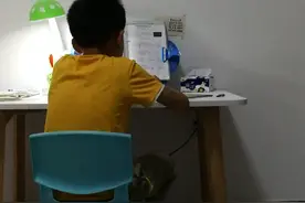 小学竞选中队长失利了，也叫两道杠，到底多大官啊？😁😂