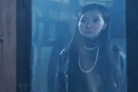 小伙设计妻子，故意让她深夜照到镜子，果然立马就出事了