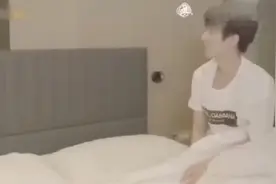 当王俊凯女朋友视角的一天视频封面
