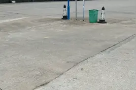 皮卡车年检，不知费多少？视频封面