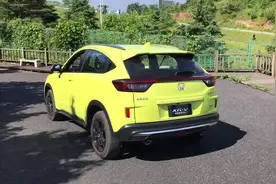 本田新款XR-V抢鲜看: 后排完全能放平，不愧誉为空间魔术师视频封面