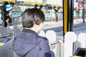 松江有轨电车开运在即，“蚕宝宝”圆型车票首次亮相