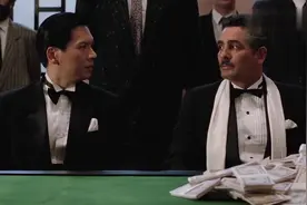 谭咏麟赌场上拿出一亿七千万与日本赌王豪赌 没想到休息时被暗杀视频封面