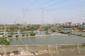 深圳往广州高铁沿途风景、途经世界工厂东莞市，半小时到达视频封面