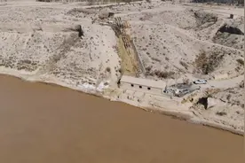 航拍黄河水是如何引到几公里外的庄稼地供世世代代农民浇地