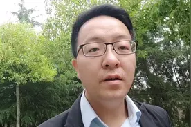 老曹谈今年商业银行信用卡工作的现状“快乐并痛着”来听听吧！视频封面