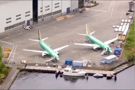 空中俯看美国的制造业：各种各样的飞机生产工厂视频封面