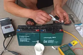 电动车电池加蒸馏水真的可以修复电瓶吗？师傅带你一起看一下视频封面