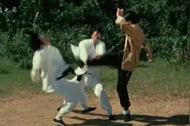 年轻小伙练就一身武艺，偶遇曾欺负过他的恶霸，这次终于扬眉吐气视频封面