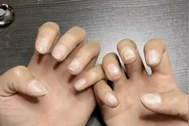 美甲操作流程：45 卸甲扣指甲后的处理方法