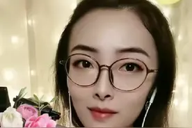 新疆乌鲁木齐汉族美丽的姑娘