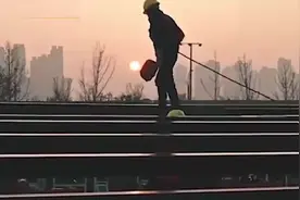 10天创造一个世界奇迹，美国教授直言：全世界只有中国能做到！视频封面