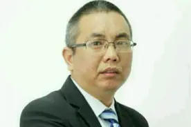 宇宙有多大:黑洞唯一惧怕的天体是类星体:它能吞噬黑洞!去了解呗视频封面