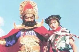 哪吒的父亲李靖是陈塘关总兵，为啥别人叫哪吒“三太子”？视频封面