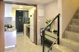 佛山复式住宅6米高，单价比3米高的平层还便宜，99平4房2厅2卫