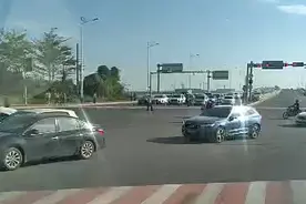 南澳入岛大塞车，大家要错峰进岛。视频封面