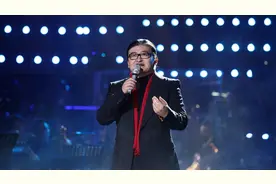 刘欢与徒弟在豪宅聚会，27岁女儿首次亮相，穿豹纹衣服性感十足视频封面