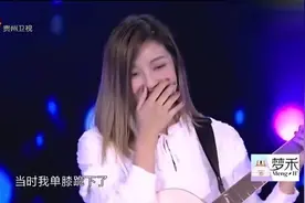 男嘉宾现场勇敢表白，一首歌打动女生牵手成功