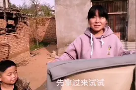 灵儿手工制作汽车坐垫， 整整忙了一上午 大家看看做工怎么样！视频封面