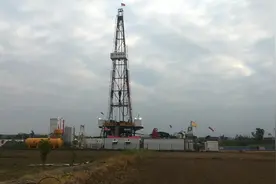 四川农村又发现巨大的油田，带你参观参观，终于可以造福一方百姓视频封面